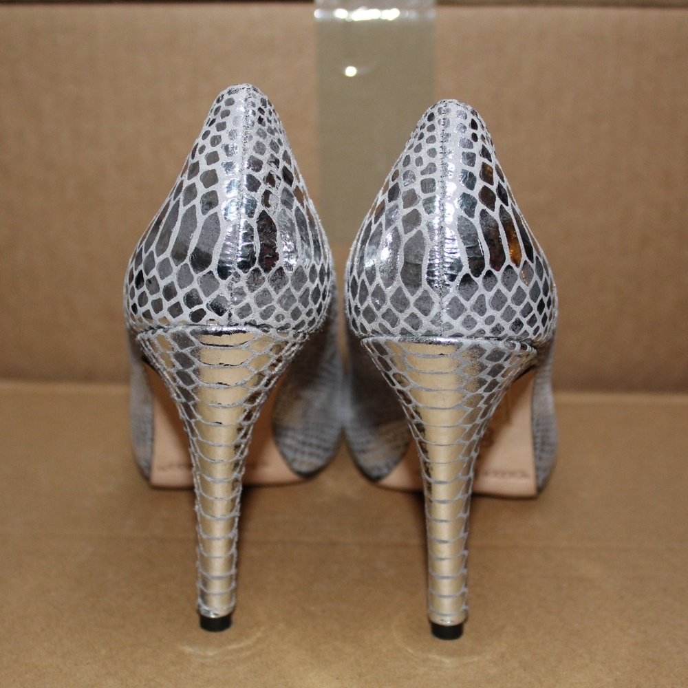 WHBM Silver Faux Snake Skin Heels - Picture 7 of 7